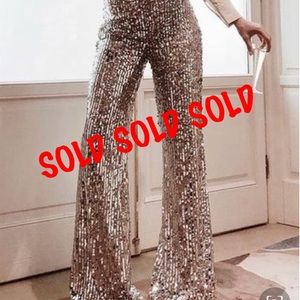 Bloggers favorite!! Zara flare sequin pants